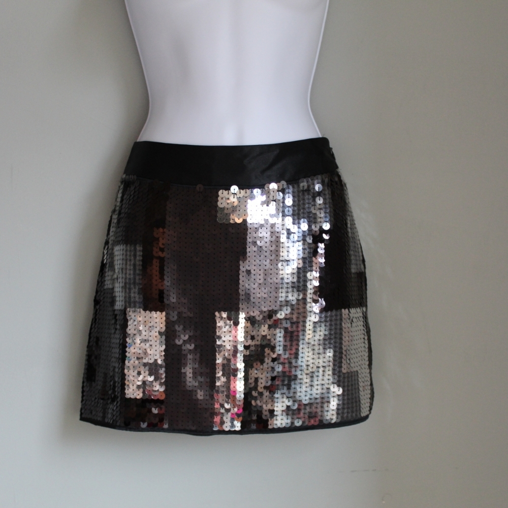 Express Design Studio Sequin Color Block Mini Skirt Size 0 NWT